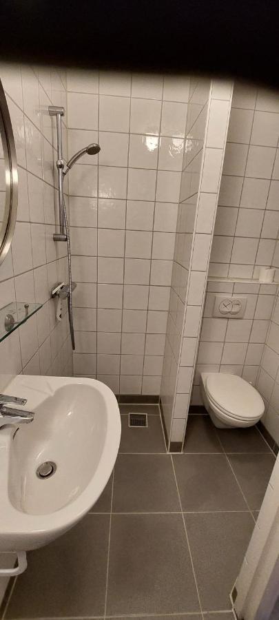 Slaaphuisjes Op Wielen Buitenwedde Westerwolde エクステリア 写真